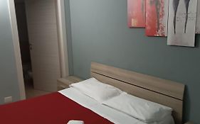 HOTEL DED 1 CHECKIN a RICHIESTA